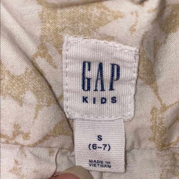 GAP Kids floral short sleeve button up chest pocket beige and white NEW SZ S - Picture 4 of 9